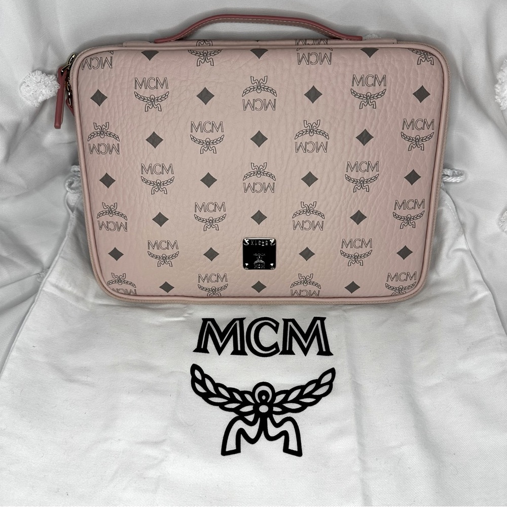 MCM Carry Case for iPad 10.9” or 11 Pro Pastel Pink and Grey